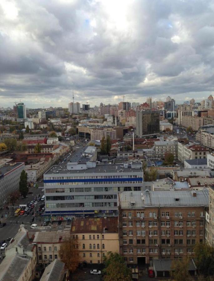 Uno Apart Hotel Kiev Exterior foto